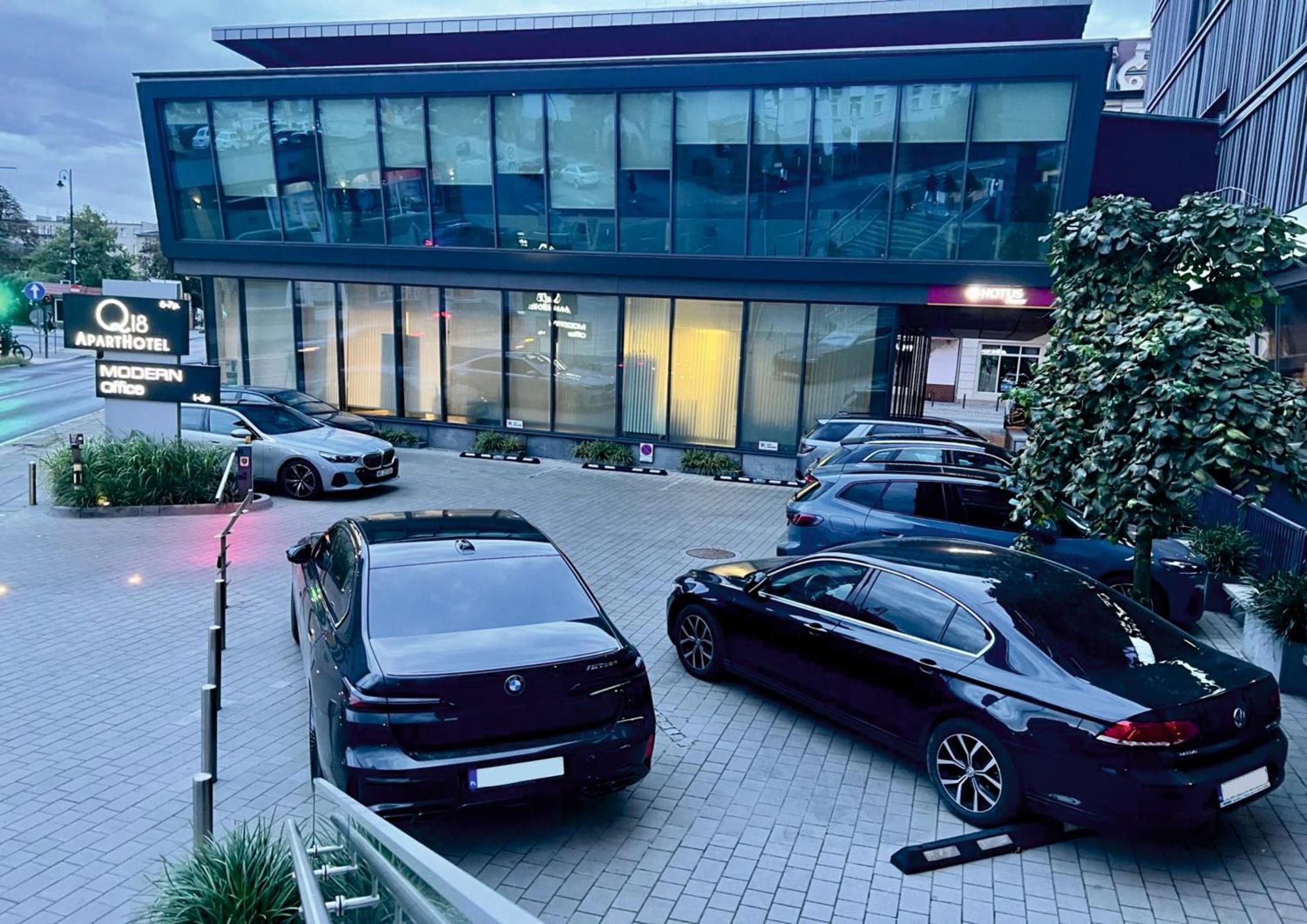 Q18 Aparthotel Bydgoszcz Eksteriør billede